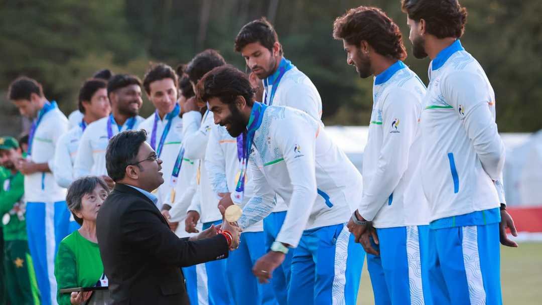 icc-chairman-jay-shah-presented-the-medals-to-the-victorious-indian-team